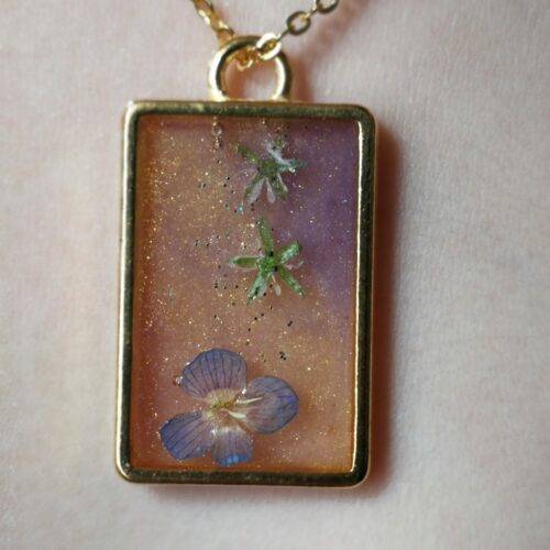 Collier fleur de véronique
