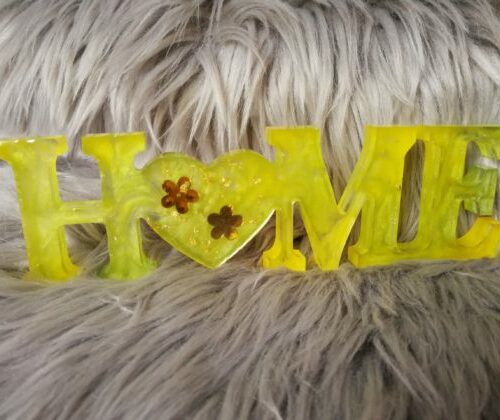 Home en résine, jaune, décoration à poser